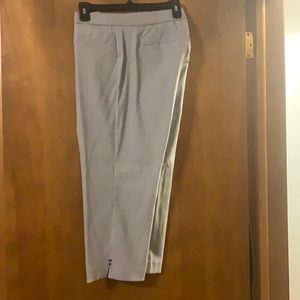 Prophecy stretchy Capri pants size 12
